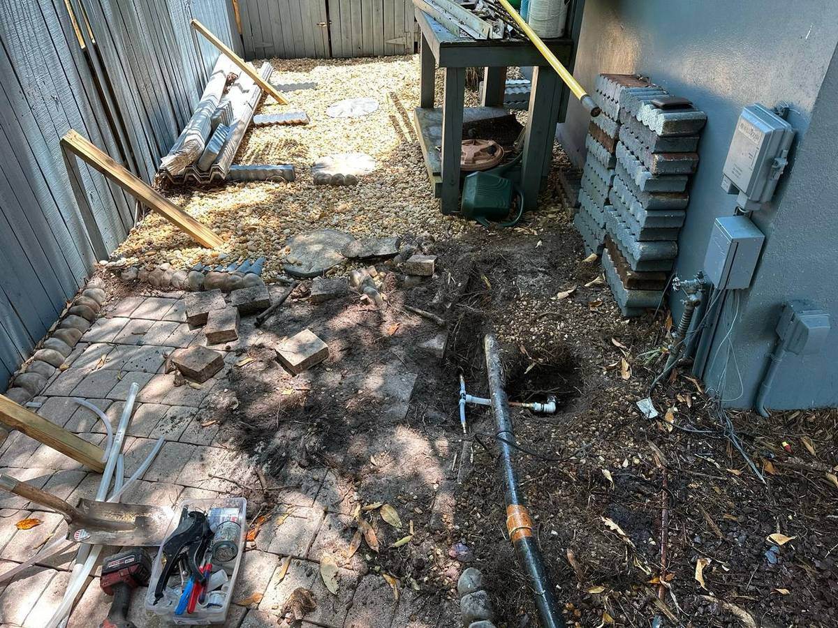 Emergency plumber responding to a plumbing crisis in Palm City, FL